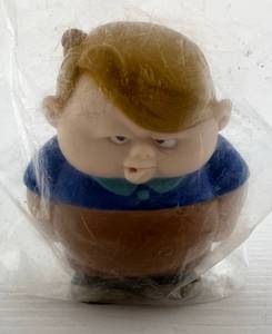 lot 136 image: 1999 Cost Cutters Louie Anderson  Life With Louie Anderson  Water Squirter ( New In Original Packaging )