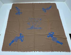 lot 162 image: Wartime Soldier Mother & Father Gift  Hawaii And Military Themed Tapestry