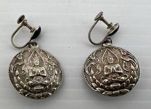 lot 193 image: Pair Of Vintage 925 Marked Earrings With Goddess  ( 12.56 Grams )