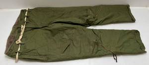 lot 202 image: WWII Army Air Corp Flight Pants