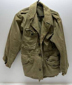lot 204 image: 1940s WWII M-43 Field Jacket US Army Fatigue Size 34R