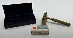 lot 302 image: Vintage Valet Autostrop Safety Mens Razor Brass With Original Case & Vintage Razor Blades