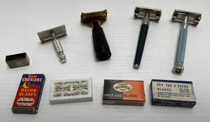 lot 305 image: Group Of Vintage Razors With Vintage Razor Blades And More