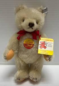 lot 313 image: Vintage Steiff Original Teddy Bear Jointed Genuine Mohair NWT ( EIN # 0203-26 ) 9