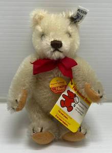 lot 314 image: Vintage Steiff Original Teddy Bear Jointed Genuine Mohair NWT ( EIN # 0203-18 ) 7