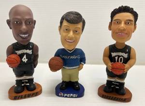 lot 316 image: Group Of Vintage Basketball Bobble Heads