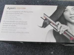 lot 68 image: LB-Dyson Corrale Hair Straightener ...