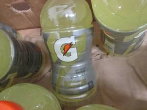 lot 113 image: 15 - 28 oz Bottles Gatorade Lemonad...