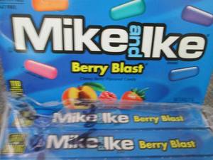 lot 176 image: 12- 5 oz Boxes Mike & Ike Berry Bla...