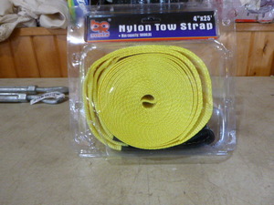 lot 10 image: BR Tools Nylon Tow Strap