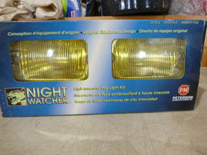 lot 27 image: Peterson Mfg. Night Watcher High Intensity Fog Light Kit