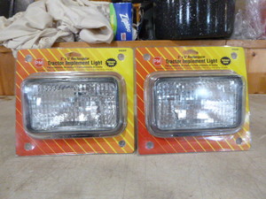 lot 30 image: 2 Peterson Mfg. Tractor Implement Lights