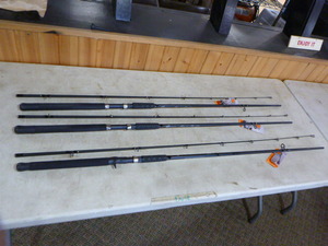 lot 164 image: 3 South Bend Black Beauty Rods