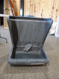 lot 174 image: Behlen Wall Feeder