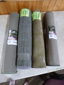 lot 198 image: 4 Runner Mats