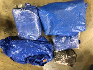 lot 29 image: Lot of Assorted Tarps   Customer Returns See Pictures