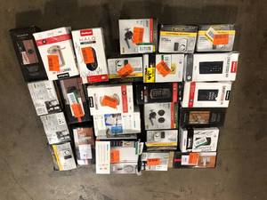 lot 50 image: Lot of Assorted Digital Locks Various Models and ConditionsCustomer Returns See Pictures