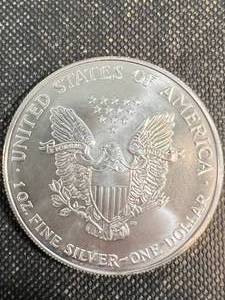 1995 AMERICAN SILVER EAGLE 1 TROY OZ .999 FINE SILVER