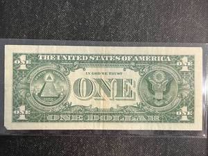 1957 US BLUE SEAL $1 SILVER CERTIFICATE