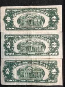 GROUP OF 3 US RED SEAL $2 NOTES ONE STAR NOTE INCLUDED