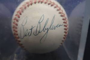 SIGNED BERT BLYEVEN  BASEBALL