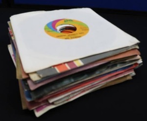 VINTAGE 45S