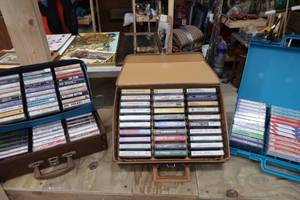 LOT OF VINTAGE CASSETTE TAPES
