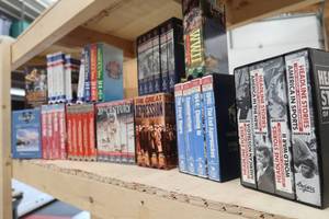 HUGE COLLECTION OF WAR THEMED VHS BOX COLLECTIONS