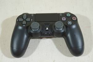 lot 26 image: Sony PlayStation 4 Wireless Controller