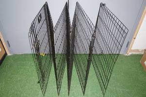 lot 109 image: 8 Panel Black E-Coat Exercise Pen