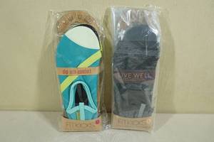 lot 168 image: 2 Fitkicks -Womens Size Large