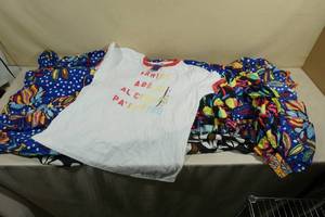 lot 176 image: Assorted Plus Size Womens Dresses and Shirt