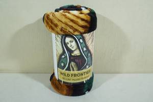 lot 235 image: Wild Frontier 50x60 Plush Throw Blanket