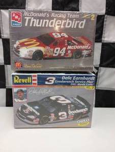 lot 50 image: Revell and Ertl AMT 125 Scale Model Kits