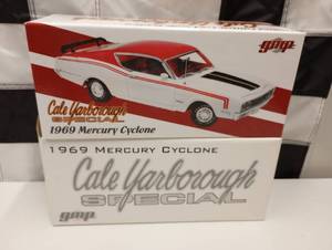 lot 34 image: gmp 124 Scale Die Cast Cale Yarborough 1969 Mercury Cyclone