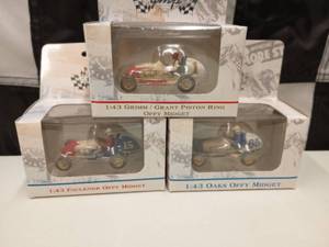 lot 37 image: gmp Gilmore Stadium Midget Series 143 Scale Cars