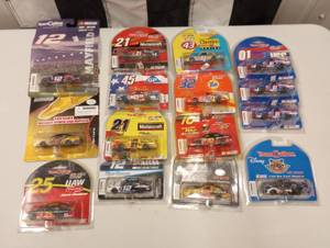 lot 67 image: Assorted Team Caliber 164 Scale Die Cast Cars