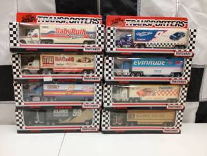 lot 123 image: Assorted Vintage Matchbox 187 Scale  Super Star Transporters