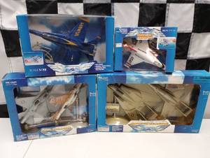 lot 255 image: Scale 172 Die Cast Military Planes With Plastic Stands