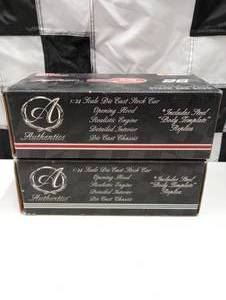 lot 267 image: Racing Champions124th Scale Die Cast Stock Car Banks
