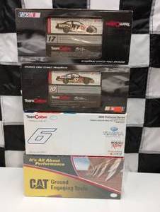 lot 280 image: Team Caliber Preferred Series124th Scale Die Cast Cars