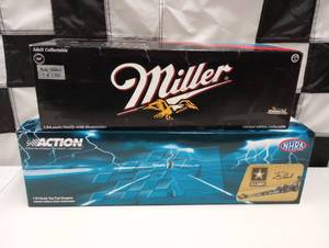 lot 298 image: Action 124 Scale Die Cast Dragsters