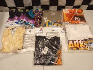 lot 312 image: Nascar Medium Adult T-Shirts