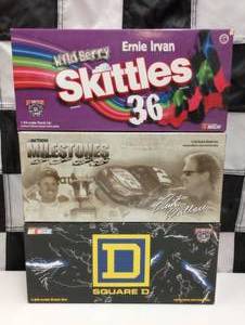 lot 370 image: Action Racing 24th Scale Die Cast Cars
