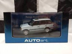 lot 385 image: Autoart 143rd Scale Range Rover 4.6 HSE Die Cast Car