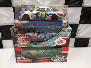 lot 420 image: Racing Champions 124th Scale Die Cast Stock Cars