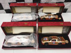 lot 422 image: Racing Champions 50th Anniversary Commemorative 124th Scale Die Cast Stock Cars