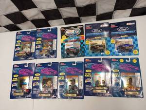lot 437 image: Racing Champions To The Maxx 164th Scale Die Cast Cars