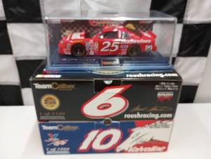 lot 442 image: Team Caliber 124th Scale Die Cast Cars