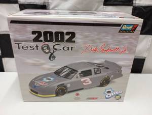 lot 454 image: Revell 2002 Dale Earnhardt Jr. #3 Test Car 124th Scale Die Cast